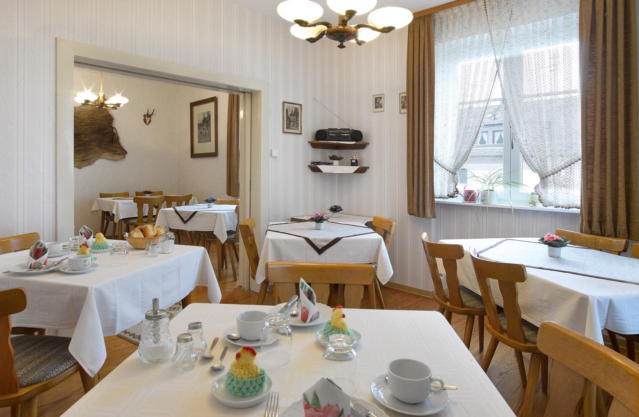Pension "Haus Am Walde" Brodenbach, Mosel Ngoại thất bức ảnh