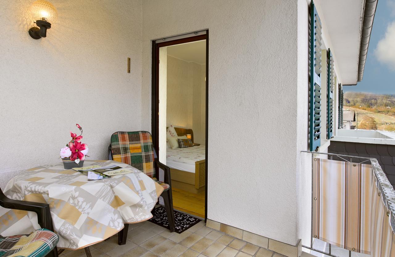 Pension "Haus Am Walde" Brodenbach, Mosel Ngoại thất bức ảnh