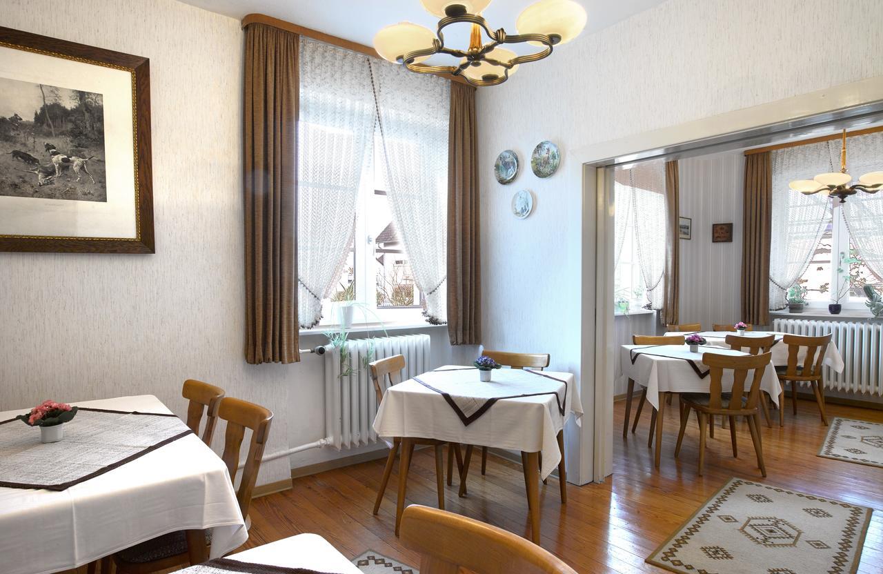Pension "Haus Am Walde" Brodenbach, Mosel Ngoại thất bức ảnh